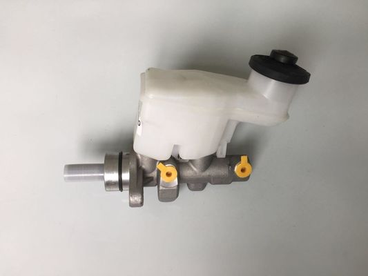 47201-0D060 1PCS OEM 47201-0D060 472010D060 Bremsmastersilinder Kompatibel mit AXP42 Bremsmastersilinder Ersetzen# 47201-0D060 FITS TOYOTA 47201-0E060 Bremsmastersilinder-Unterbaugruppe 2008-2020