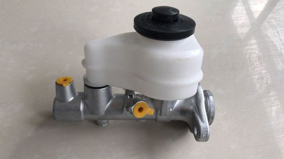 47201-12550 47201-12050 Bremsmastersylinder 47201-12550 Fit FITS TOYOTA Corolla ZYLINDER SUB-ASSY Bremsmastersylinder
