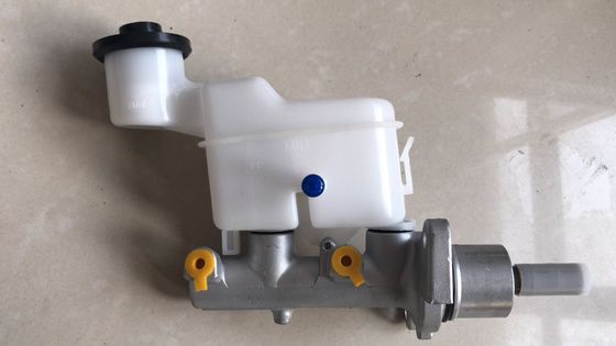 47201-09230Zylinder-Unterachse Bremsschalter 47201-09230 FITS TOYOTA Hilux Pickup MK6 KUN26 3.0TD D4D 10/2006-2016 Bremsschalter Zylinder manuelle Übertragung