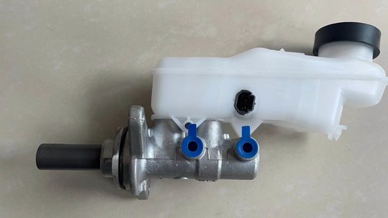 47201-02840 Teile Nummer # 47201-02840 4720102840 Bremsmastsilinder 1 Packung
