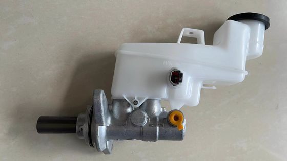 47201-06451 47201-06452 47201-06453 FITS TOYOTA 47201-06453 4720106453 ZYLINDER SUB-ASSY, Bremse Automobilteil Bremse Hauptzylinder FITS TOYOTA ACV51 ASV50 47201-06452 47201-06451 47201-33630