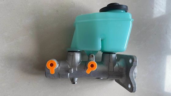 47201-3D141 ZYLINDER SUB-ASSY BRAKE MASTERAONE OEM FITS TOYOTA 472013D141 47201-3D141 Brake Master Zylinder FITS TOYOTA Hilux LN81 85 86 3L 2L 1994-2001