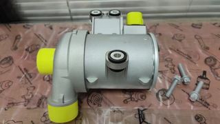 11518635090 Elektrische Wasserpumpe, passend für BMW 35i 535i 640i 740i X3 X4 X5 X6